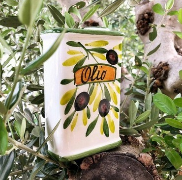 Bottiglie vuote in ceramica